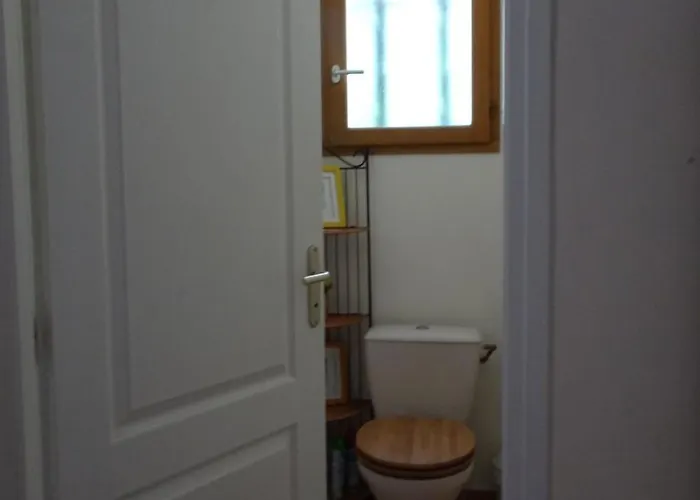 A L'abri Du Mistral By Interhome Casa vacanze